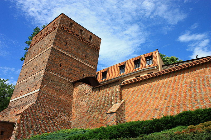 Krzywa Wieża